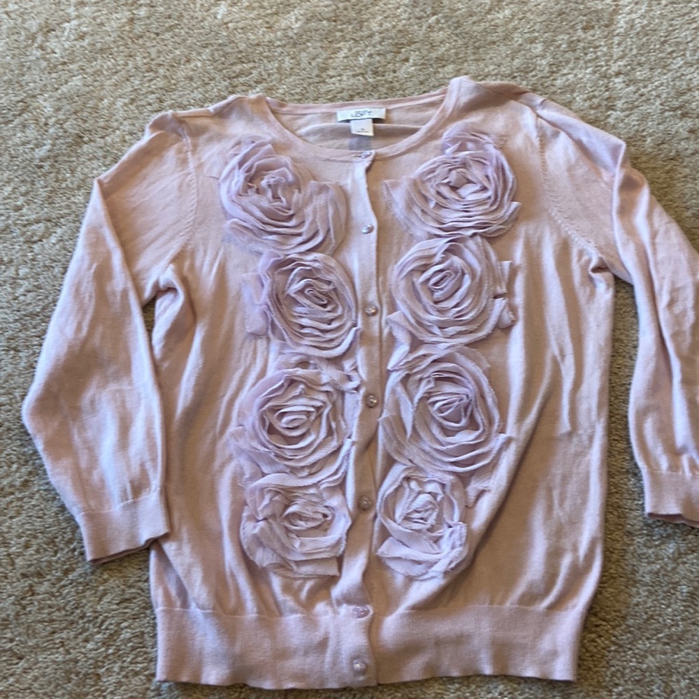 NWOT loft Ann Taylor pink  Cardigan with roses sz Sm